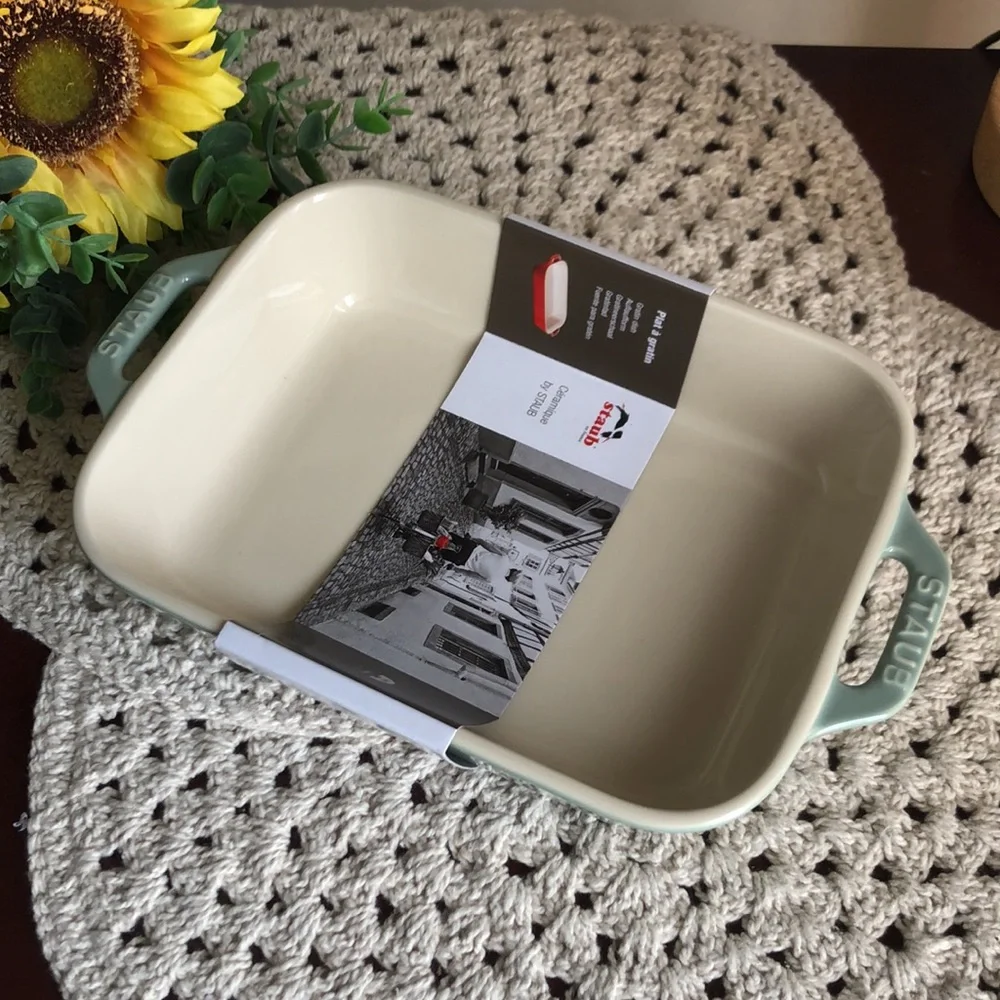 Staub brand new